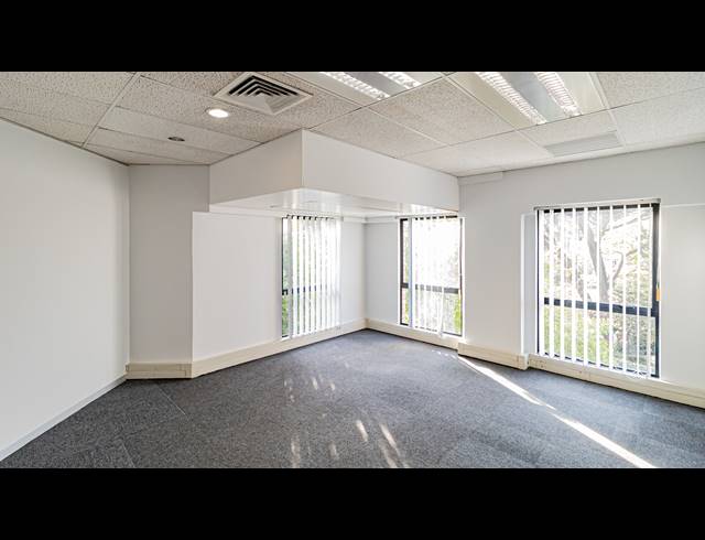 822M² OFFICE TO LET IN PARKTOWN